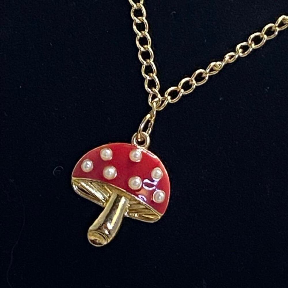 Vintage Red Enamel Mushroom Necklace Pearl Accents Gold Tone Woodland Fairycore